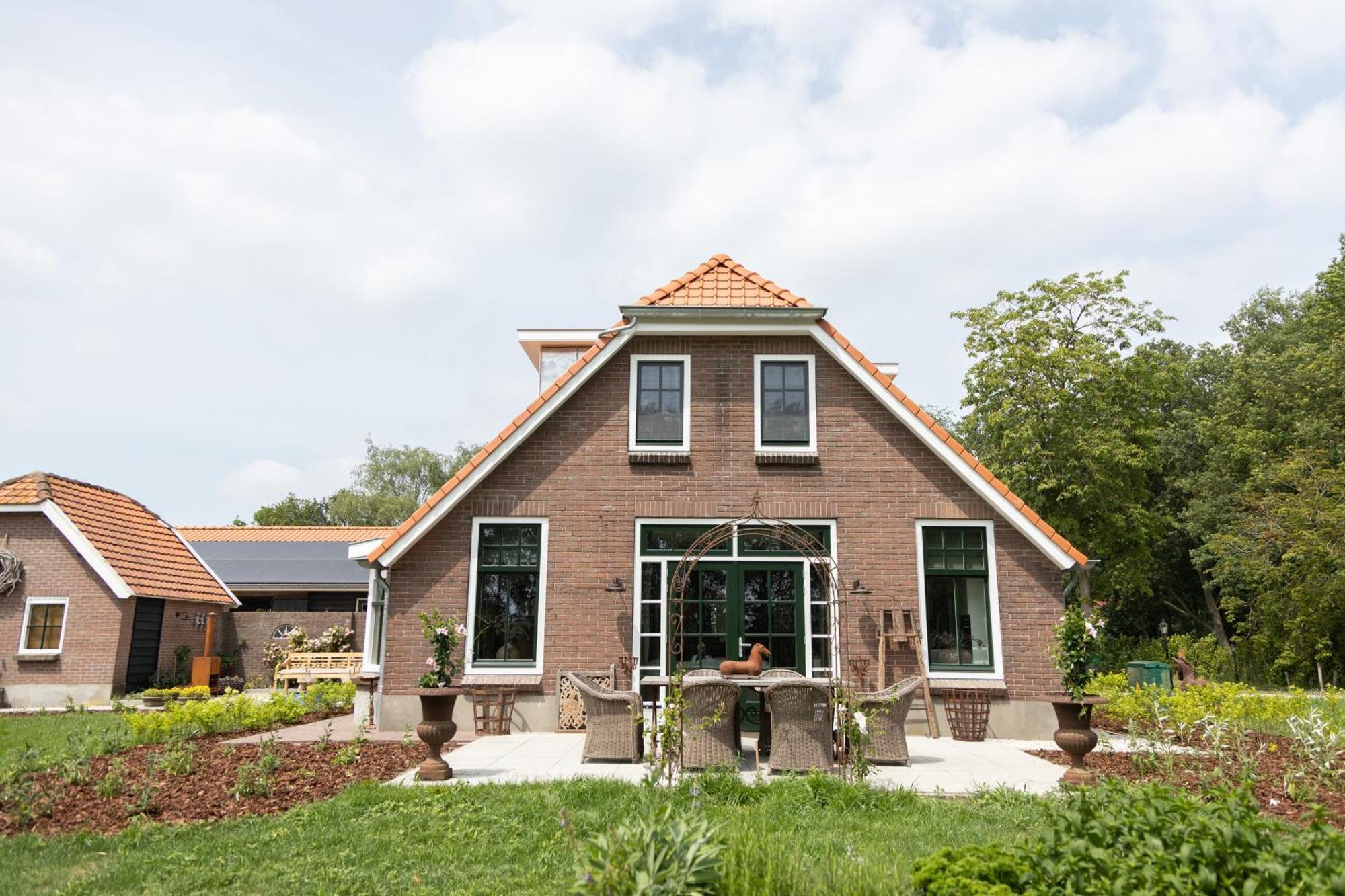 Bed & Breakfast Hoeve Happiness - Ontbijt Inbegrepen - Wellness Aanwezig Вортуізен Екстер'єр фото