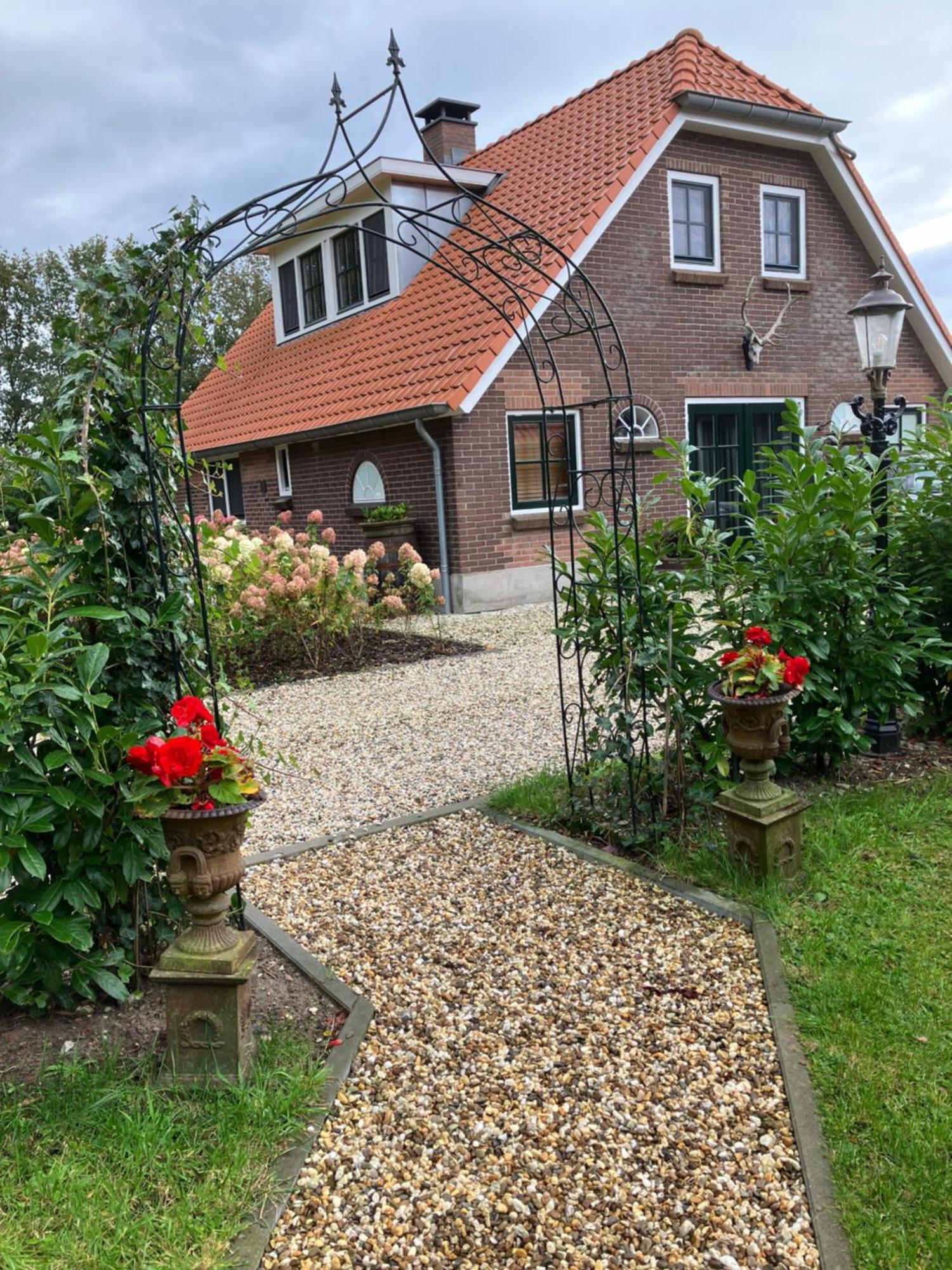 Bed & Breakfast Hoeve Happiness - Ontbijt Inbegrepen - Wellness Aanwezig Вортуізен Екстер'єр фото